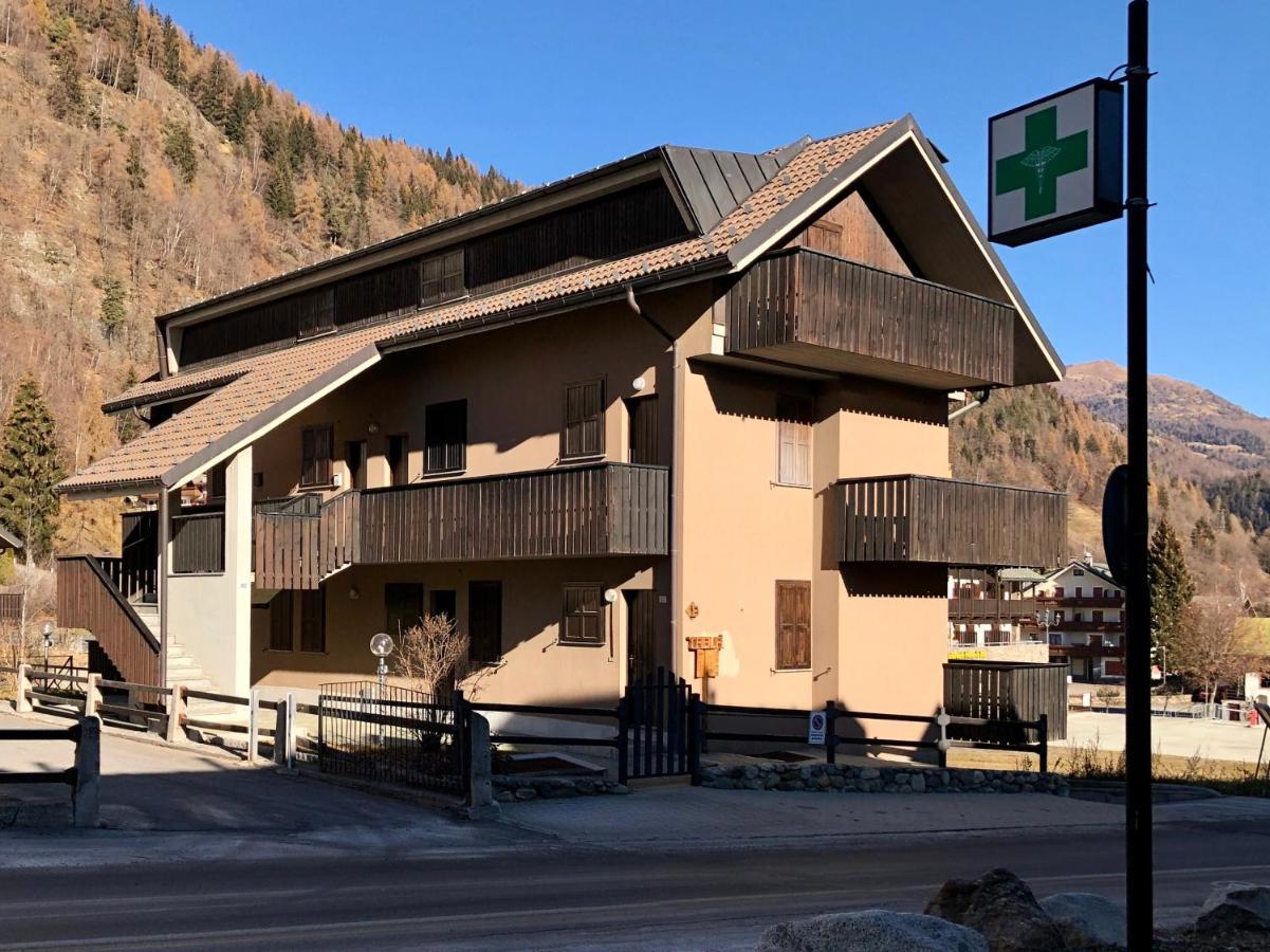 Tabla - Confort Ed Eleganza A 100 Mt Dagli Impianti Aprica Exteriér fotografie