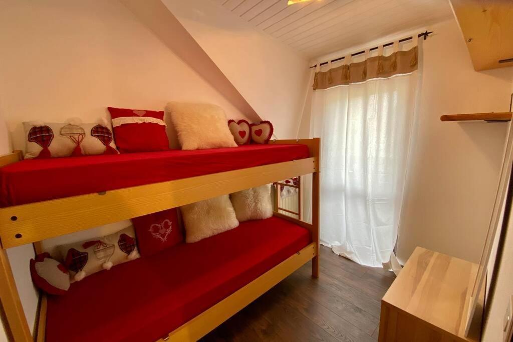 Tabla - Confort Ed Eleganza A 100 Mt Dagli Impianti Aprica Exteriér fotografie